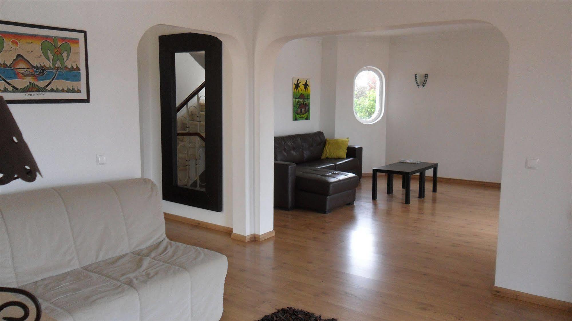 Guincho Wind Factory Guest House 카스카이스 외부 사진